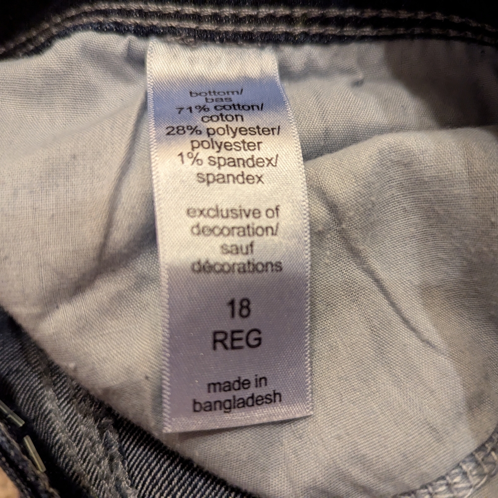 Maurices Blue Bootcut Jeans with Classic Design - Picture 4 of 4